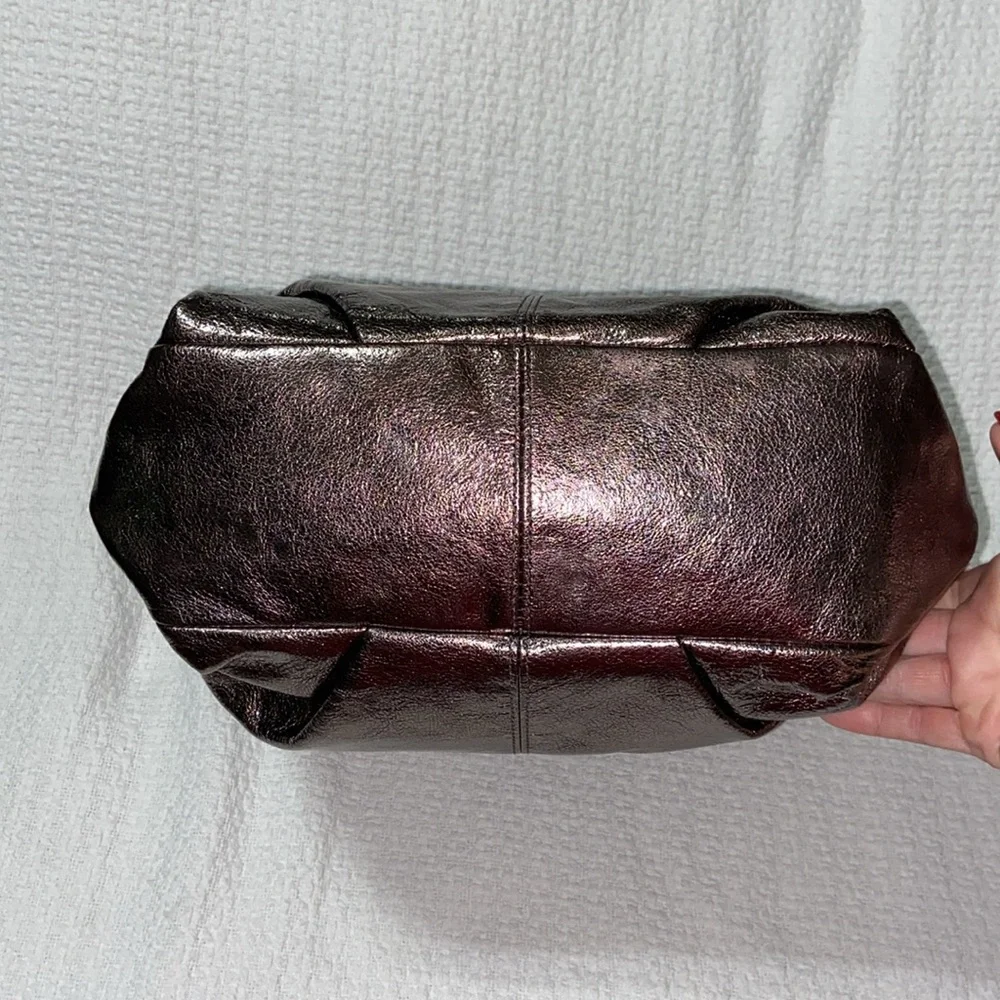 Like new COACH F17165 BROOKE PEWTER METALLIC HOBO/SATCHEL BAG - REMOVABLE STRAPS
